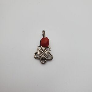 Sterling‎ silver twisted star native necklace pendant